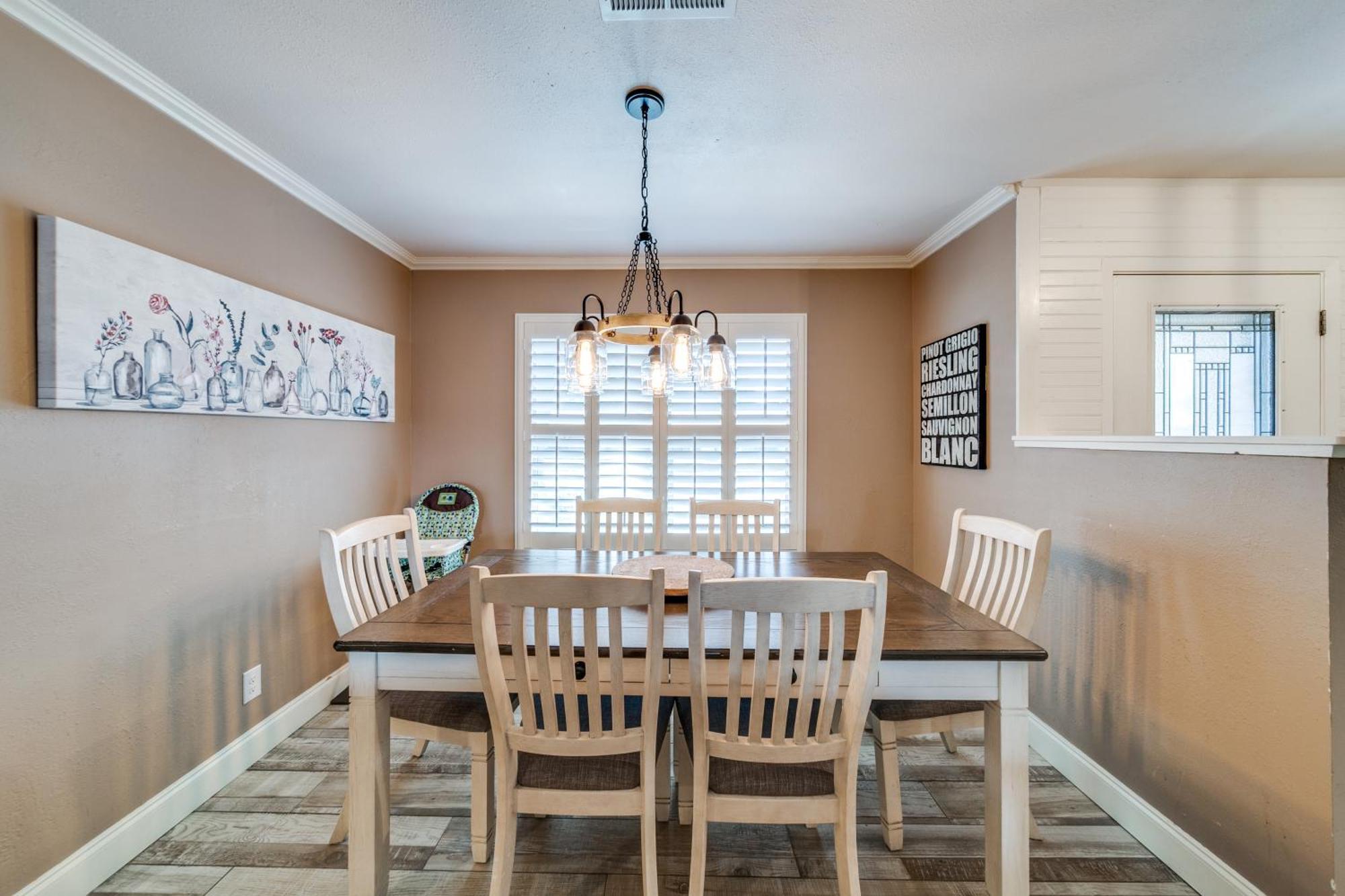 Charming Pet Friendly 4 Bdrm Home Mins To Main St And Wineries Fredericksburg Bagian luar foto